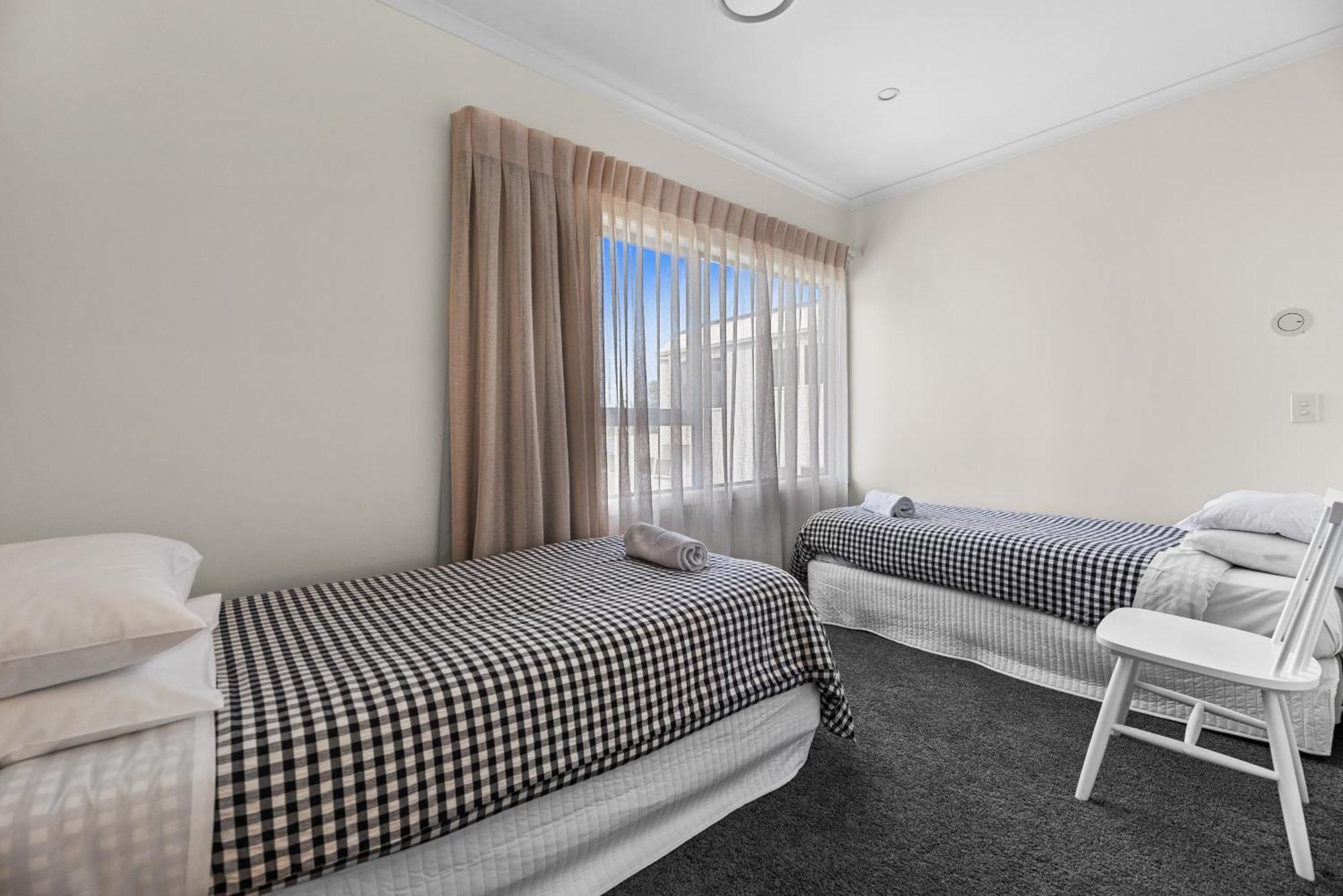 Home Sweet Home - Mt Maunganui Holiday Home เมาท์มองานุย ภายนอก รูปภาพ